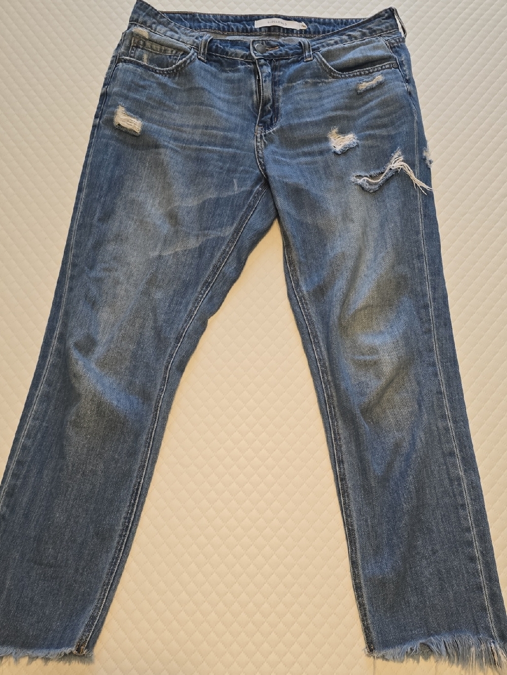 Closed Blue Distressed Straight-Leg Jeans with Frayed Hem